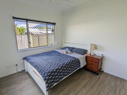 One bedroom in Mount Sheridan