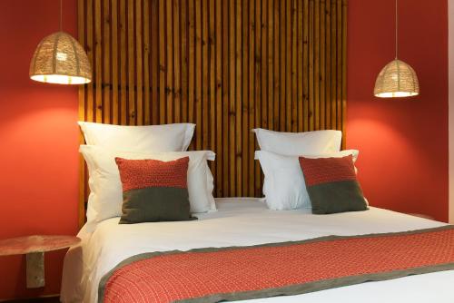 Nosy Manga - Hotel Ivato Airport – Antananarivo, NY