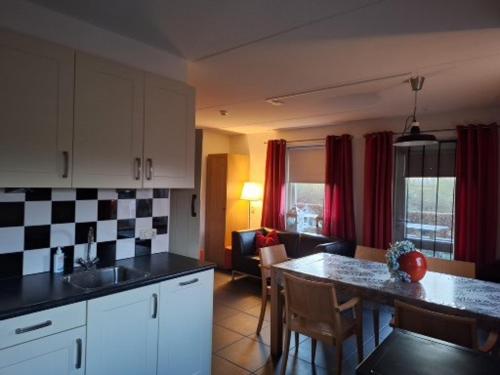 Hoeve Montigny B&B in Гісорн