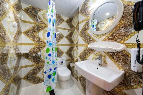 room detail thumbnail 2