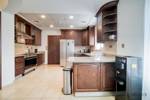 Luxury 3BR Villa with Assistant Room at Alvorada 4 Arabian Ranches by Deluxe Holiday Homes, Dubái (foto 3)