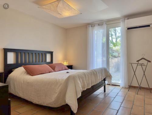 Villa Ormarine, vue exceptionnelle sur la baie de Cannes et le Mercantour in Parc Residentiel de l'Esterel