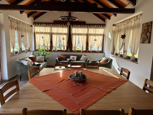 Ruralna kuca 'Villa Zagorka' za odmor sa bazenom i bočalištem (Ruralna kuca 'Villa Zagorka' za odmor sa bazenom i bocalistem) in 沙加薩多耶