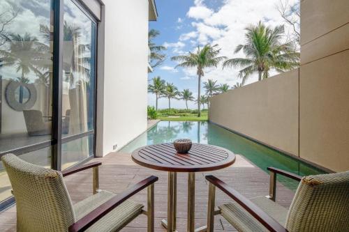 Villa ocean view and apartment Da Nang "Free pick up" near Marble Mountains