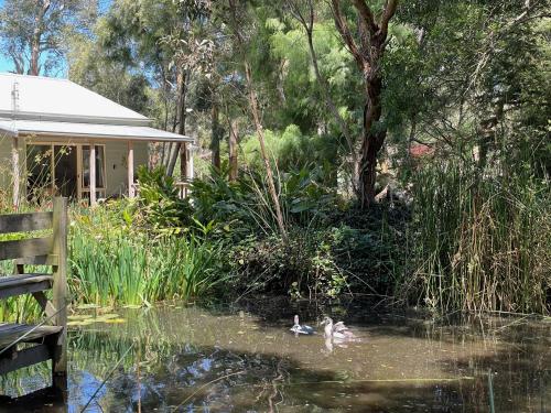 Tindoona Cottages