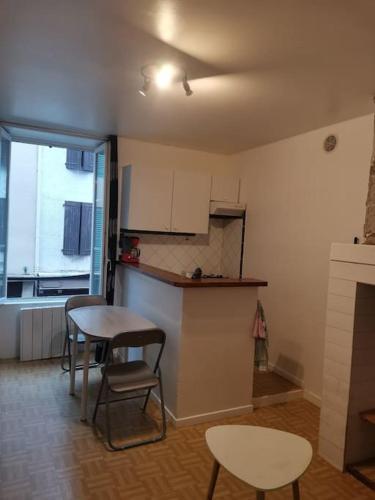 T1 bis centre ville d'Aurillac - Apartment