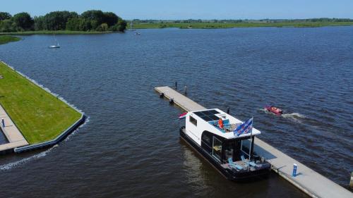 VaarLoft Pur Sang - Beachclub Sneek