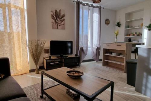 Superbe appartement avec parking - Location saisonnière - Saint-Junien