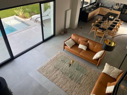 Le Soleil Levant Villa au Calme avec Piscine chauffée gîte à louer Le Chaffaud