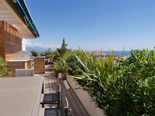 ALBION - Luxurious 3 bedrooms large terrace parking AC