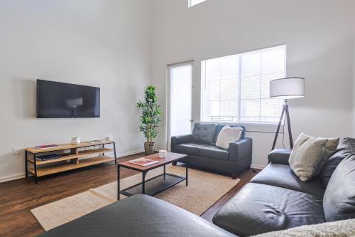 Outstanding Townhouse with 4BDR & 2 BTH in Marina Del Rey in Los Angeles, USA
