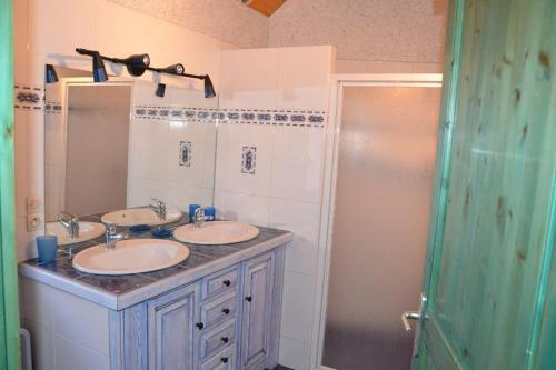 Chalet 12 places à 5 mn St Lary (Chalet 12 places a 5 mn St Lary) in Camparan