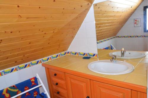 Chalet 12 places à 5 mn St Lary (Chalet 12 places a 5 mn St Lary) in Camparan