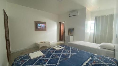 Triple Room with Private Bathroom image 4