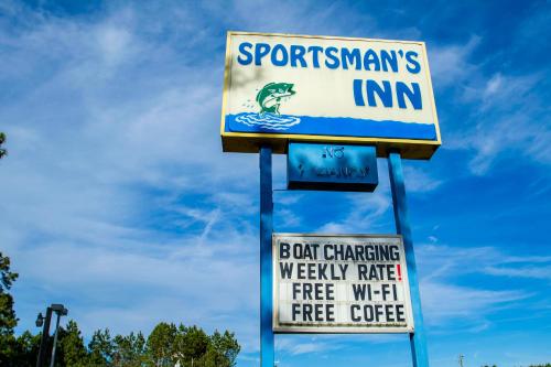 Sportsman's Inn Plymouth 252-793-3095 - 출입구