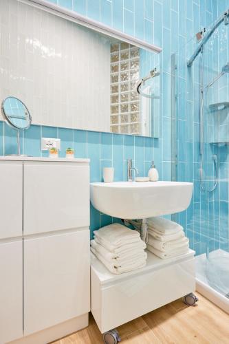 Central and Comfy Apartment free Netflix and Disney plus, Bologna (Foto 7)