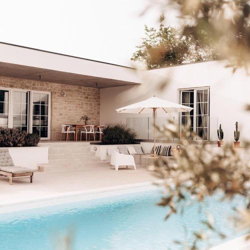 ระเบียง/ชานเรือน, Villa Sunrise in เนเดสชีนา