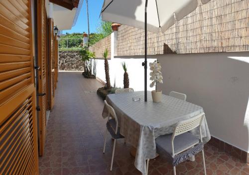 Two-Bedroom House image 9