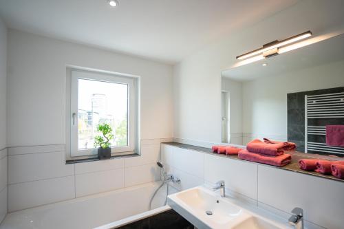 Cozy City Dream Apartment mit Terrasse und Parkplatz - 90m², Drážďany (fotografie 10)