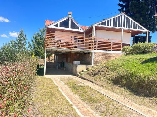 Chalet Familiar Full equipado, Jacuzzi privado! Delpilar