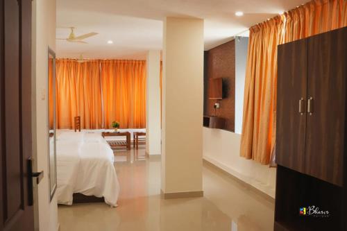 GLANCY'S GUEST HOUSE in Kuttanad Taluk