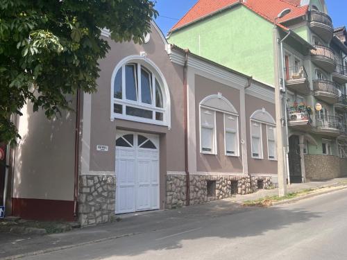 Berzsenyi Apartmanház