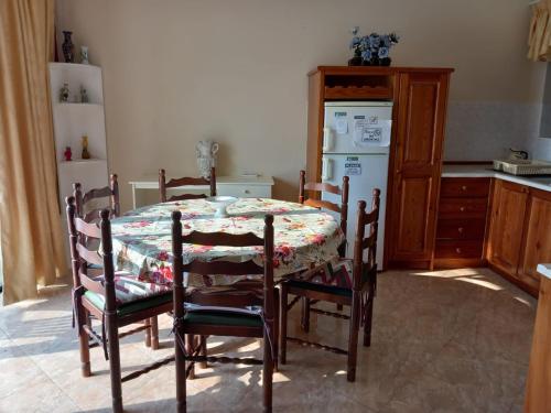Spacious apartment in Marsalforn, Gozo