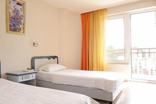 Hotel Iskar - image 3