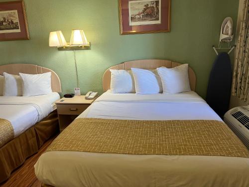 Travelodge by Wyndham Holbrook - image 10
