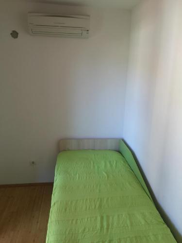 Regent Apartment - image 12