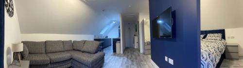 Lochside Loft - Self Catering Apartment for 2 In a great location for Inverness Airport and both Cabot Highlands & Nairn Golf Courses, Inverness (foto 9)