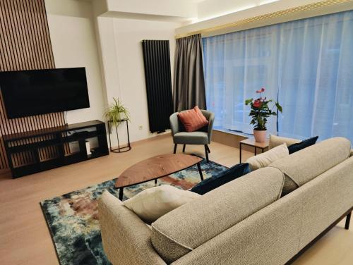 Bright & Cozy Appartment in Brussels, Брюссель (фото 5)