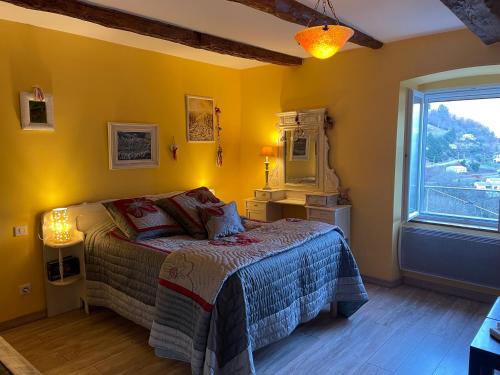 Gîte "Lo Fédou d'Antraigues sur Volane" chambre d'hôte Antraigues-sur-Volane