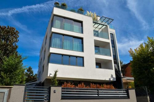 Brand NEW Stylish apartment on perfect location, Skopje (foto 3)