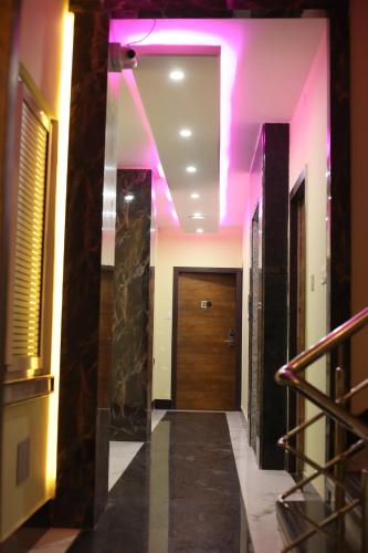 Hotel Shangri La in Kolkata