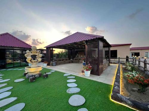 Elva farm in Sinadil