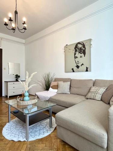 Audrey Hepburn Apartment Cathedral View TOP Location Air Conditioned, Bratislava (fotografie 7)