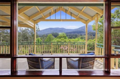 Grand View with Spa & Sauna - Warburton