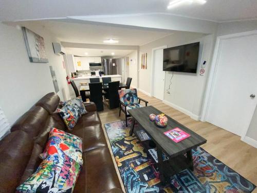 Unique Miami Art Escape w/ HotTub, Arcade & Murals in Miami, USA