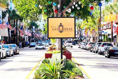 Sunset Serenity: Your Fort Lauderdale Retreat in Fort Lauderdale, USA