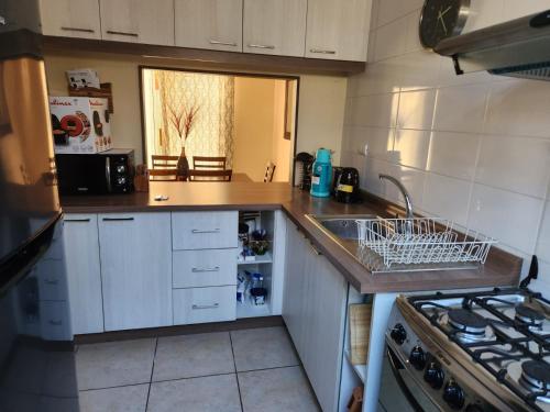 Three-Bedroom House image 1