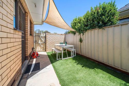 Harmony at Henley Beach, Grange (photo 9)