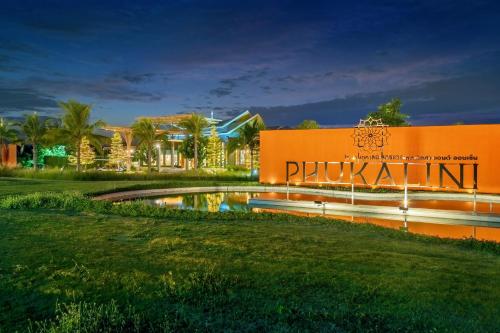 520395535 Phukalini Luxury Pool Villa & Onsen