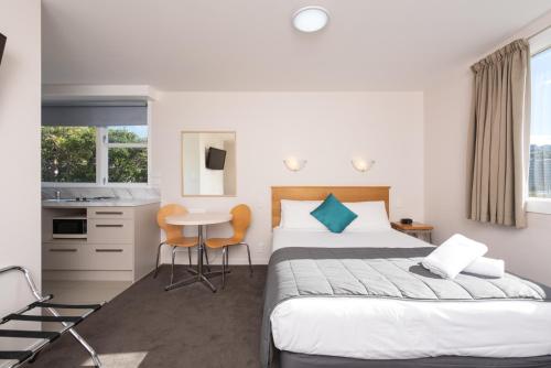 Capital View Motor Inn - Accommodation - Wellington