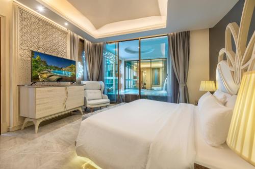 520397686 Phukalini Luxury Pool Villa & Onsen