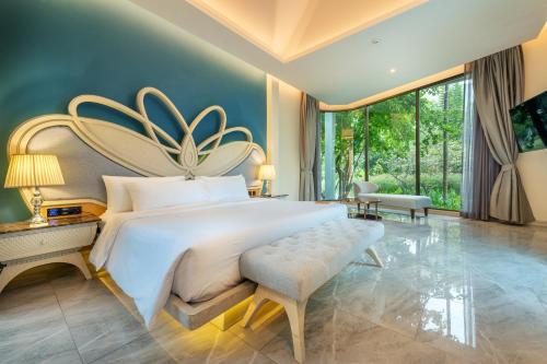 520397712 Phukalini Luxury Pool Villa & Onsen