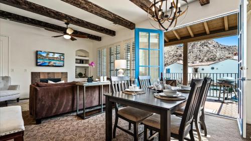 LV216 Upstairs 2 Bedroom Legacy Villas Lock-Off in La Quinta, USA