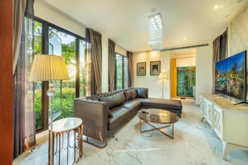 520398218 Phukalini Luxury Pool Villa & Onsen