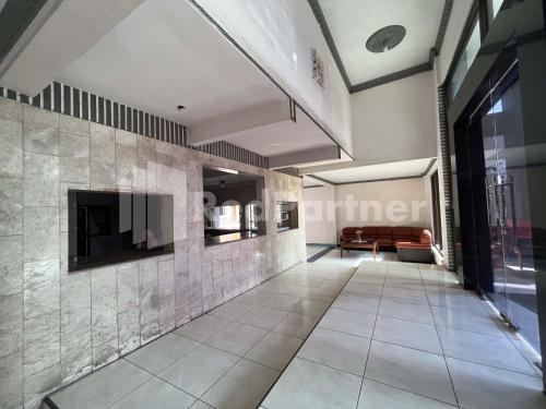 Instalações, Hotel Dewi near GOR Merdeka Jombang Mitra RedDoorz in Jombang
