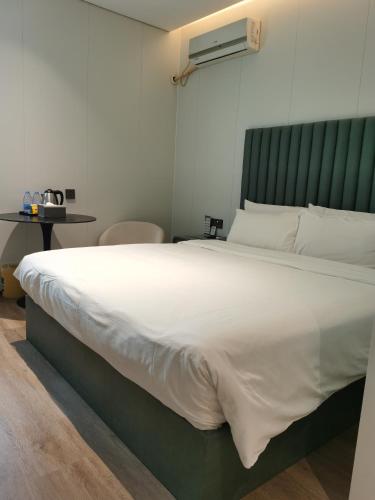 Shanghai Ange Hotel - Next to Longyang Road Subway Station, Near New Internatonal Expo Center, Shanghai (foto 8)